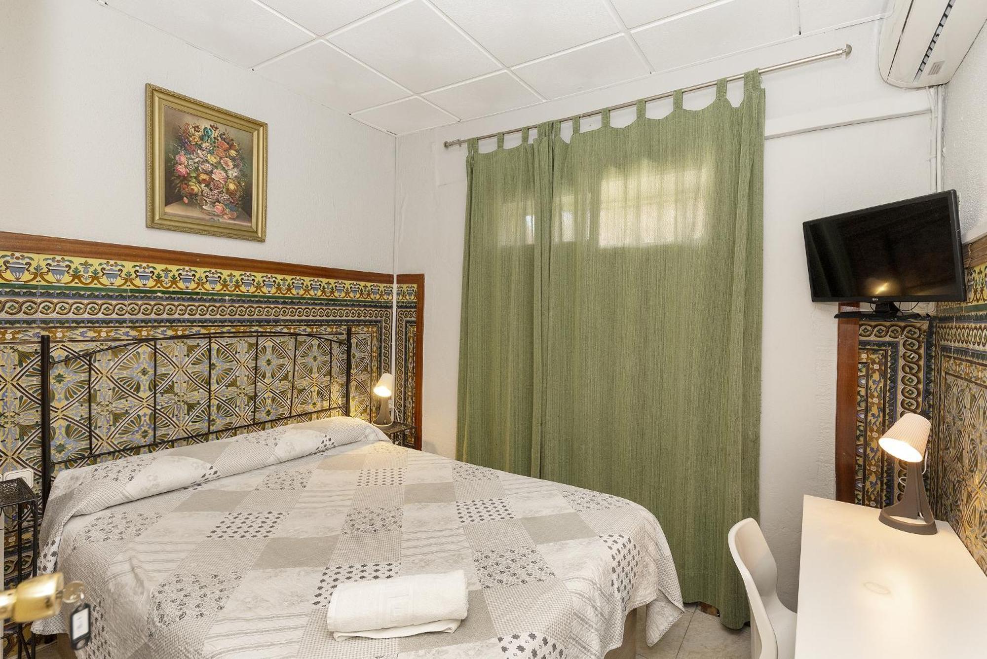 Pension Riosol Sevilla Buitenkant foto