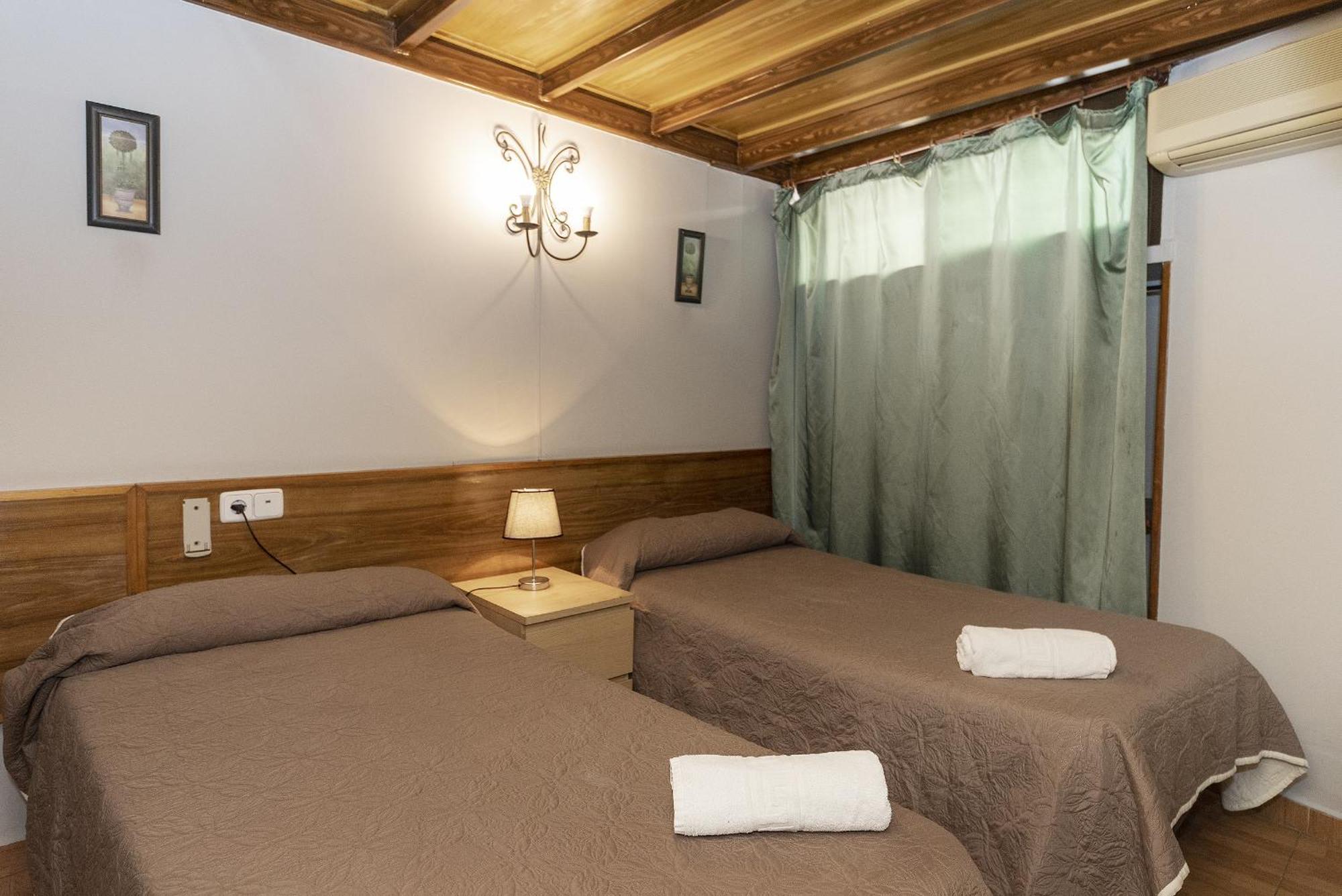 Pension Riosol Sevilla Buitenkant foto
